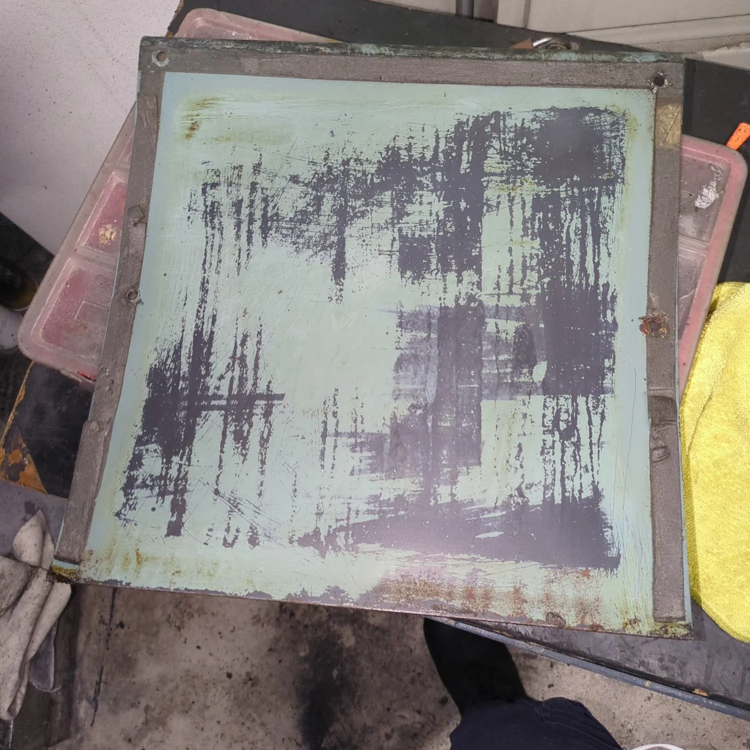 Access hatch cover after cleaning